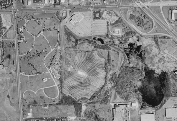 Showcase Cinemas Grand Rapids - Nineties Aerial